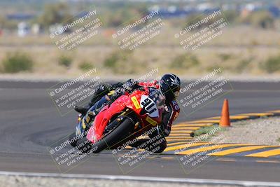 media/Sep-25-2022-CVMA (Sun) [[ee08ed6642]]/Race 8 Supersport Middleweight Shootout/